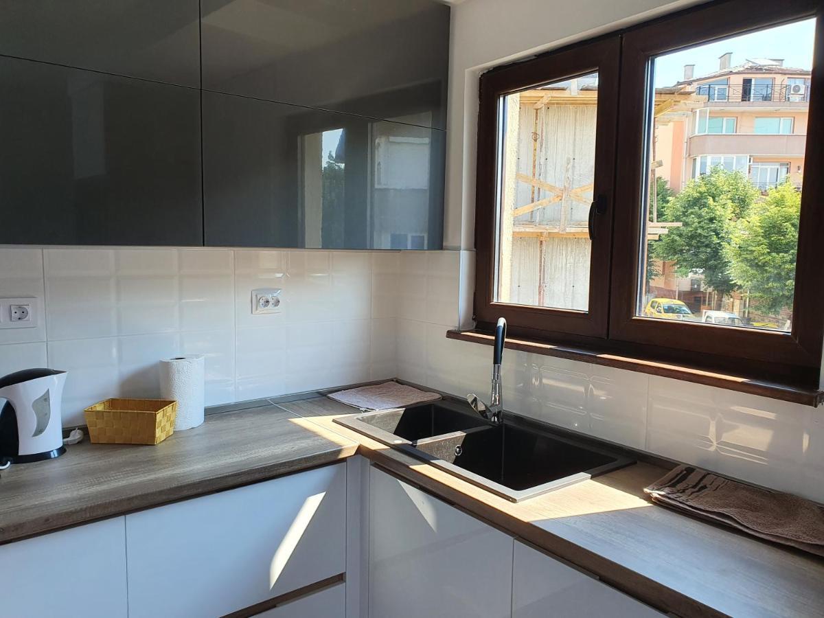Sunny Apartment Blagoevgrad Bagian luar foto